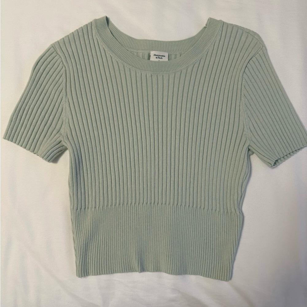 A&F mint top